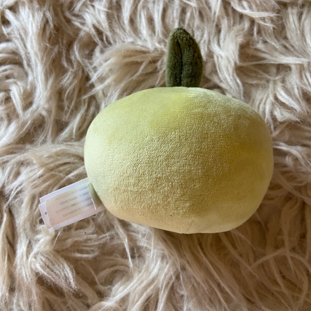 JELLYCAT GREEN APPLE - Picture 2 of 3